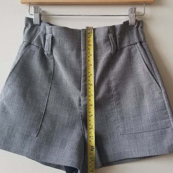 Zara Trafaluc Women's Grey Plaid Shorts XS - Picture 9 of 9